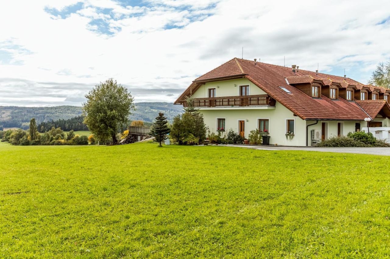 Benesovka Apartment Vacov Bagian luar foto